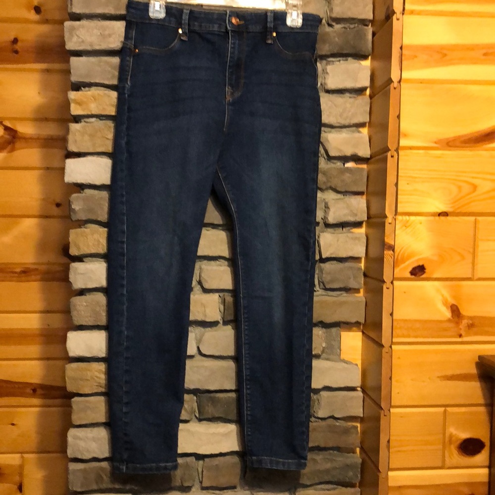 NOBO High Rise Jeans